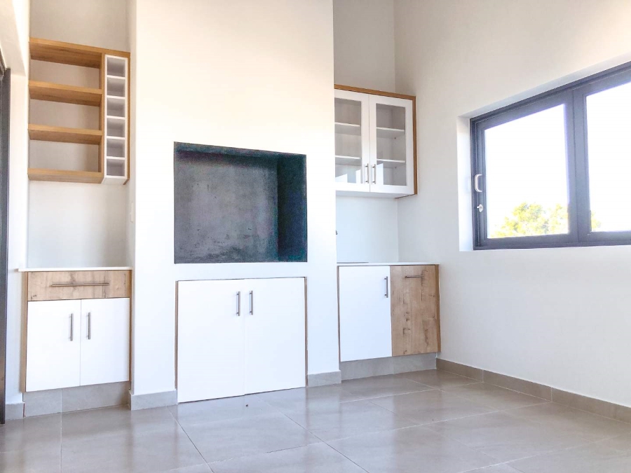 To Let 3 Bedroom Property for Rent in Dana Bay Western Cape